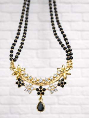 The "Midnight Bloom" Floral Mangalsutra