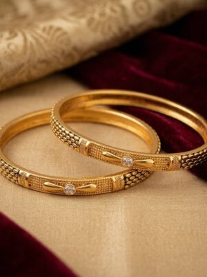 Traditional Antique Gold Bangles with Solitaire Accent